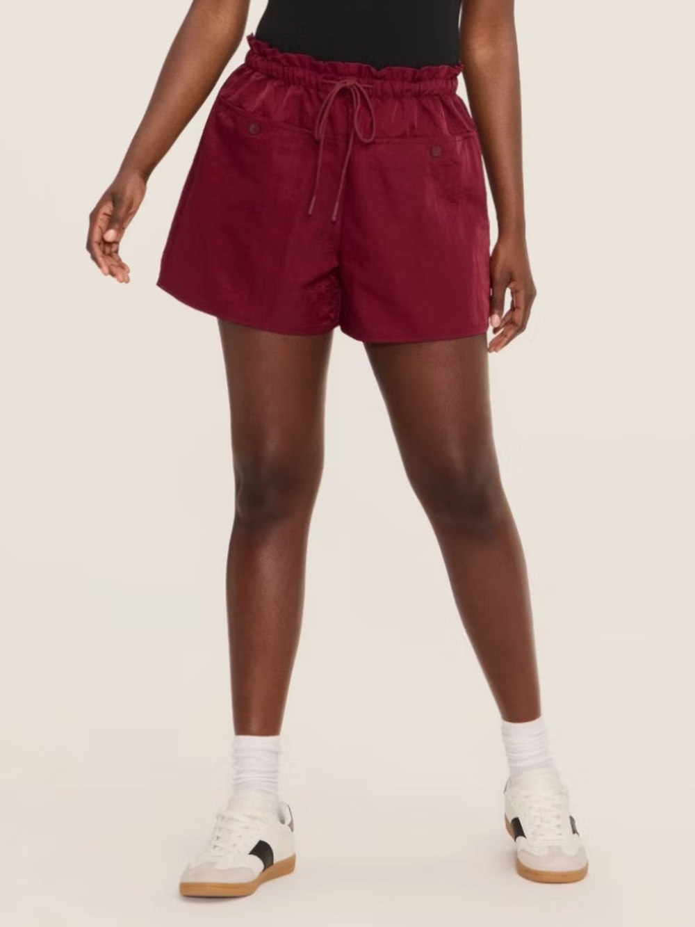 Woolrich Women's High-Rise Cargo Shorts in Burgundy